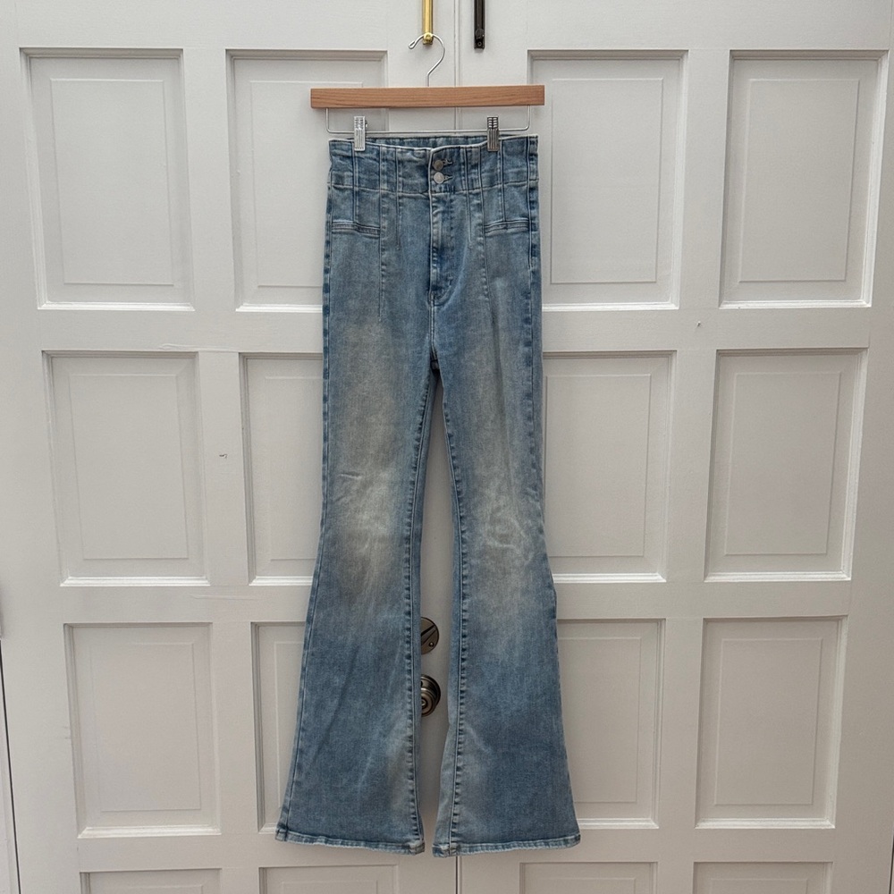 High-Waist Light Blue Flare Jeans - Women